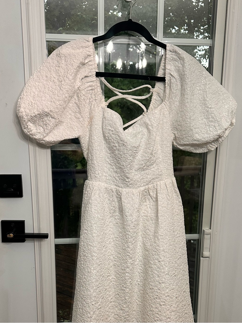 Lulu's White Textured Puff-Sleeve Maxi Dress